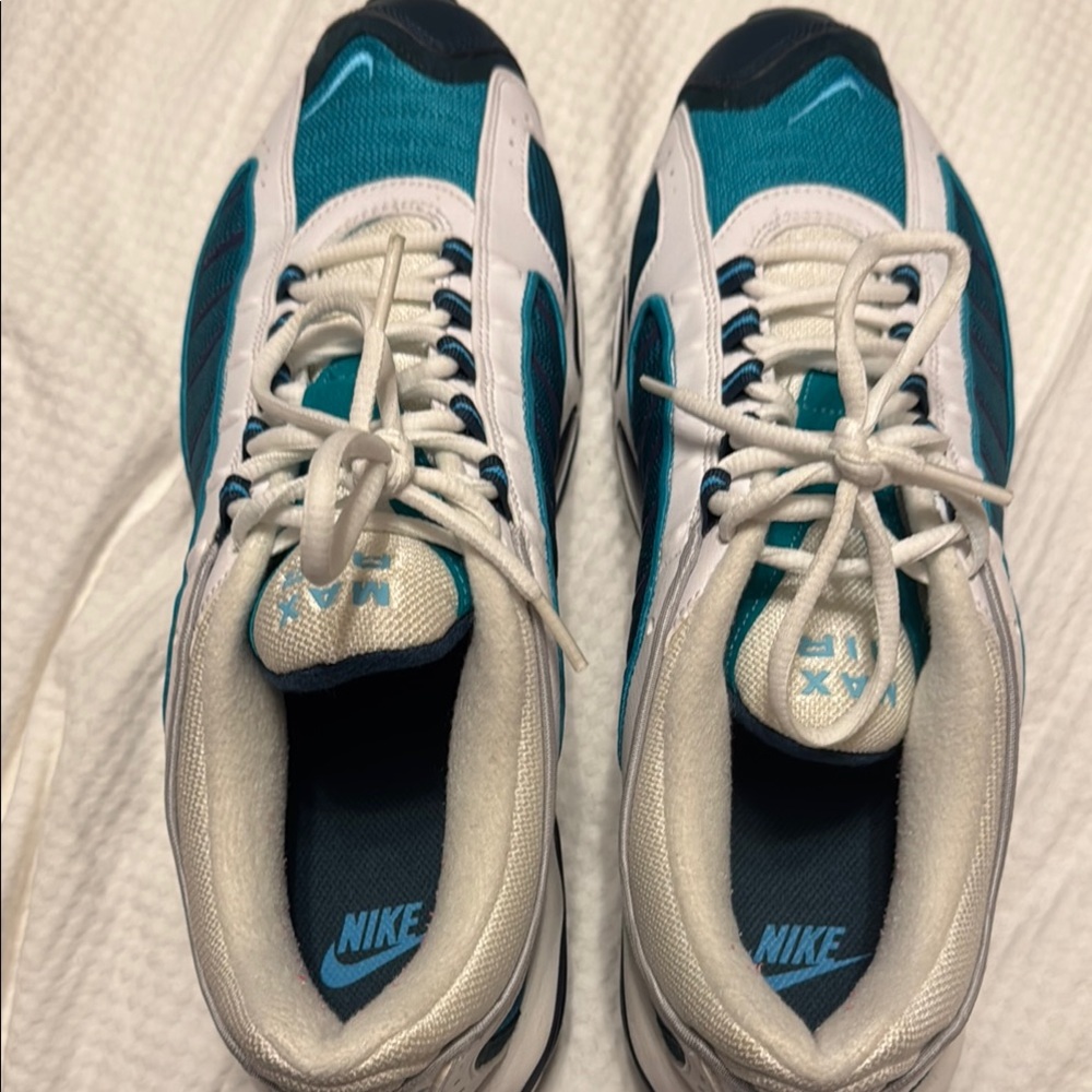Nike Blue and White Air Max Athletic Shoes - Picture 3 of 6